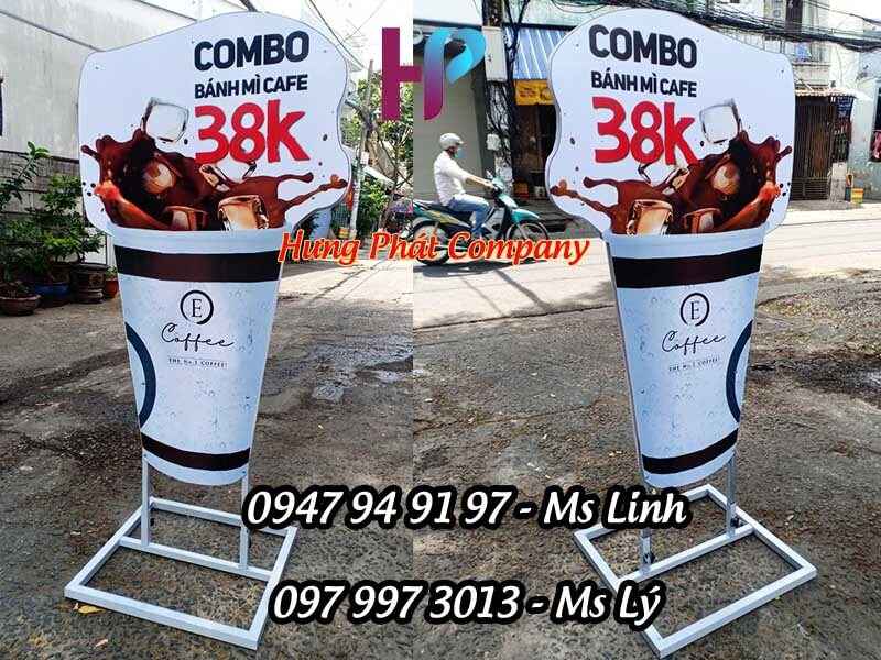 standee mo hinh ly ca phe